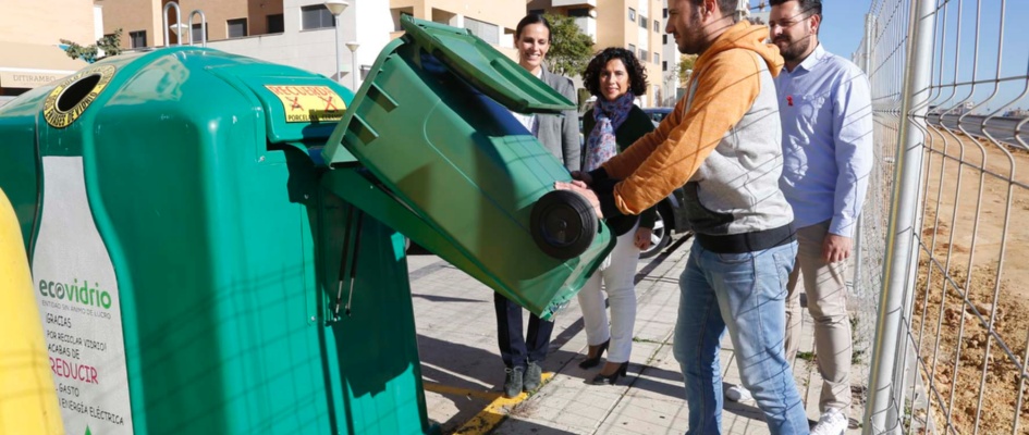 DZM_AY_20171201_0124